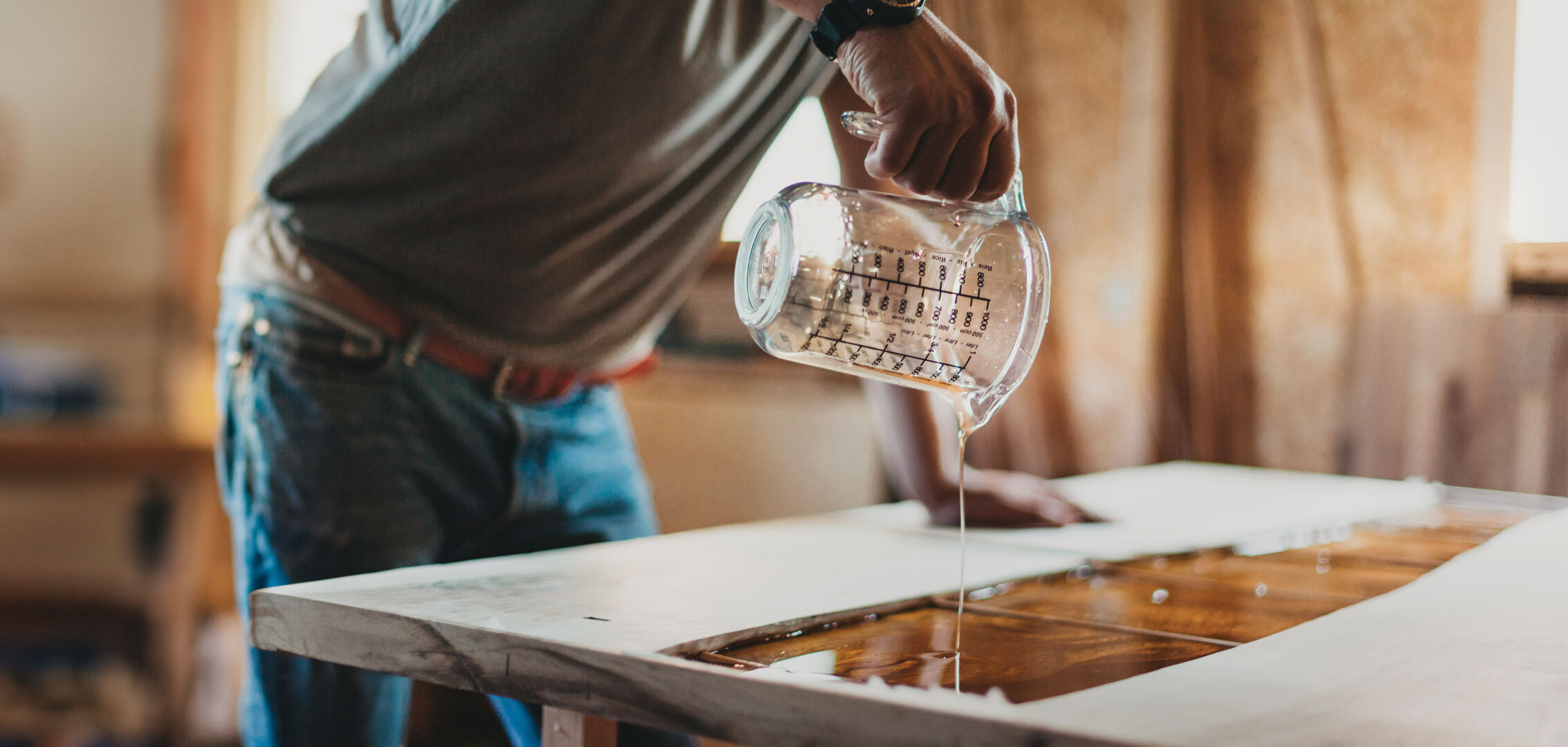 Pouring Resin