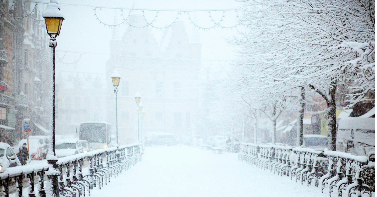Applying Fibreglass in Winter, Winter Street